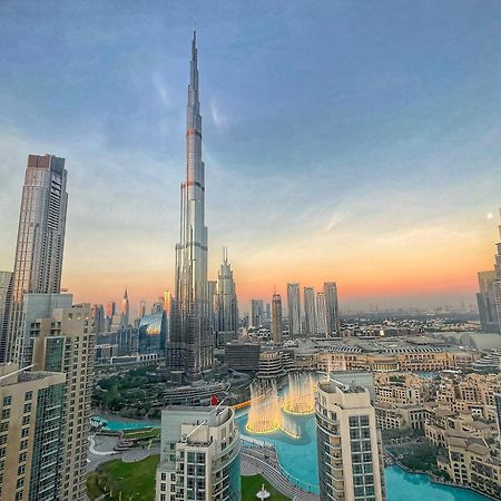 Prestige Living 2Br With Full Burj Khalifa And Fountain View By Auberge Dubai Eksteriør billede