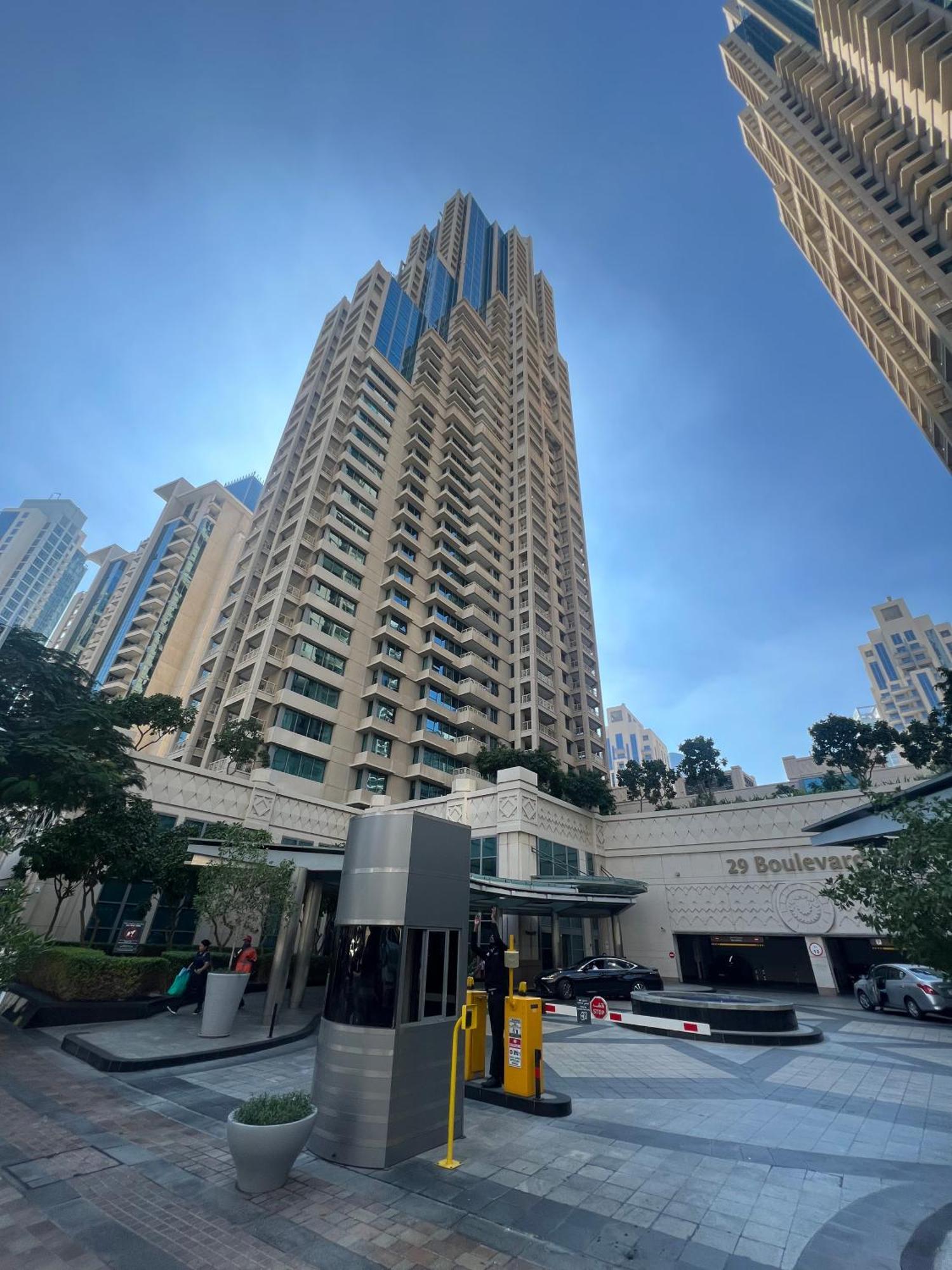 Prestige Living 2Br With Full Burj Khalifa And Fountain View By Auberge Dubai Eksteriør billede