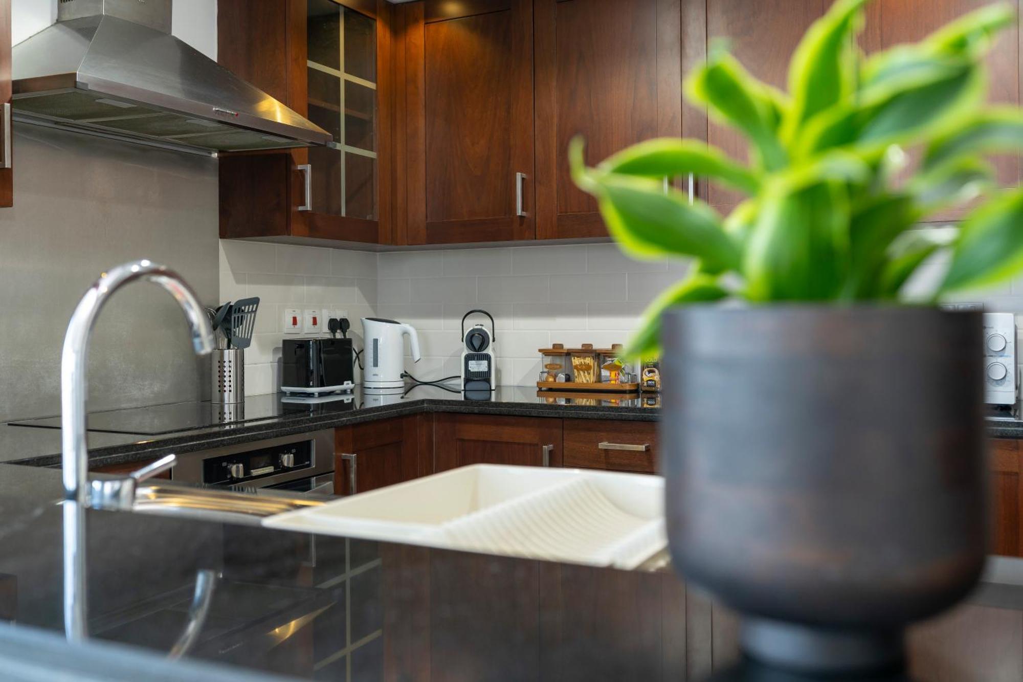 Prestige Living 2Br With Full Burj Khalifa And Fountain View By Auberge Dubai Eksteriør billede
